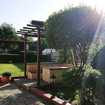 "The Plane Trees" Villa Polikarpi ภายนอก รูปภาพ
