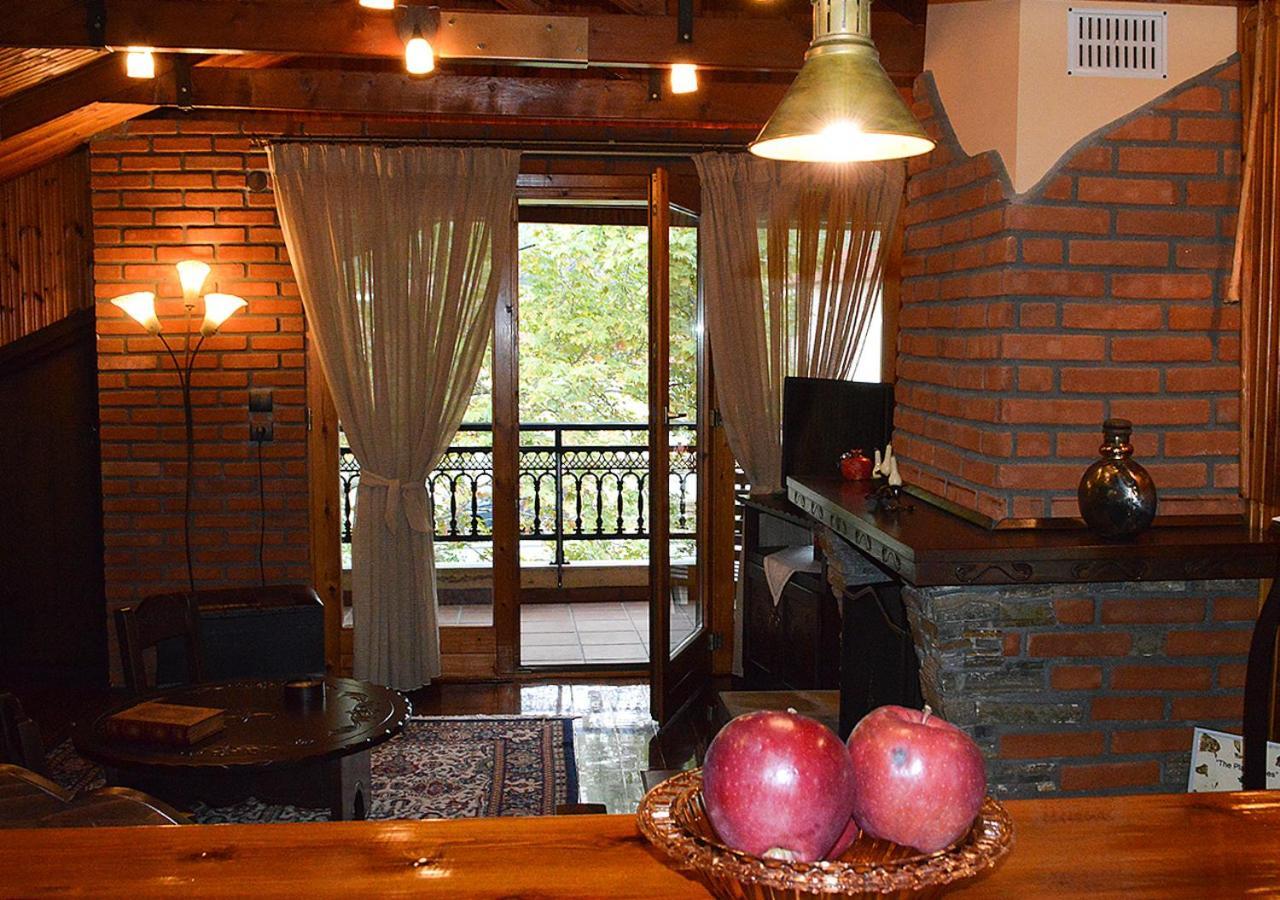 "The Plane Trees" Villa Polikarpi ภายนอก รูปภาพ
