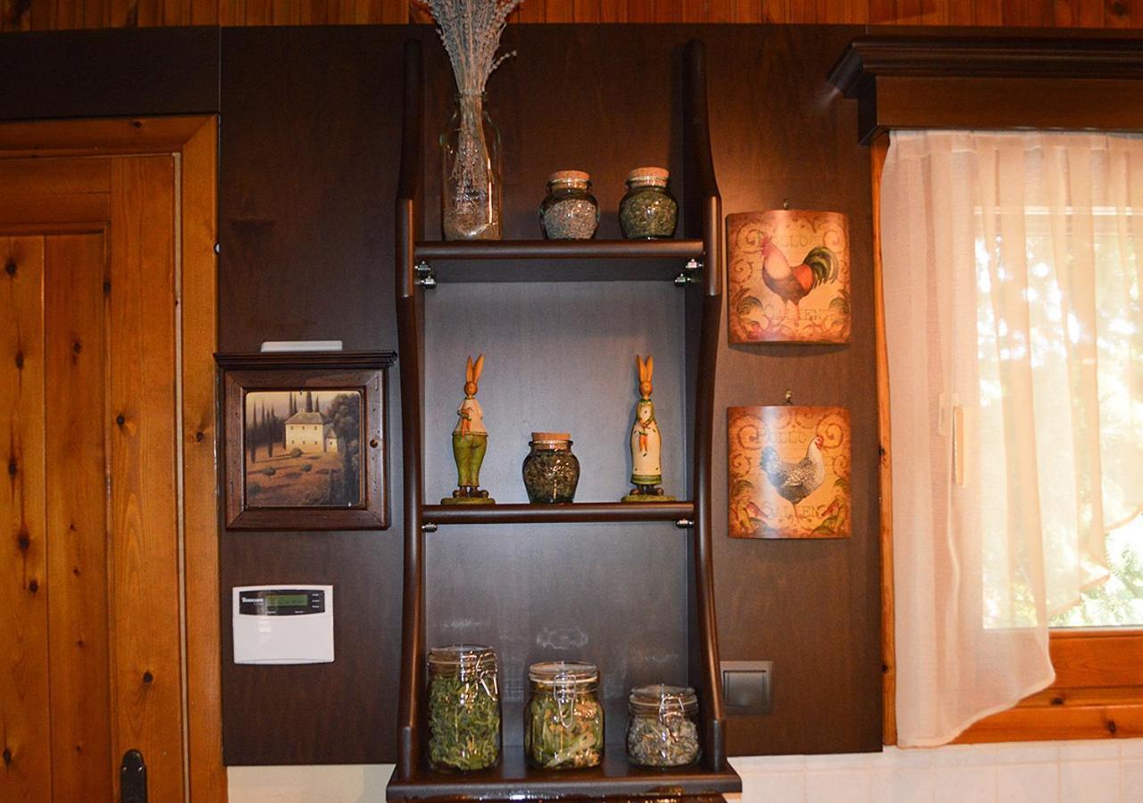"The Plane Trees" Villa Polikarpi ภายนอก รูปภาพ